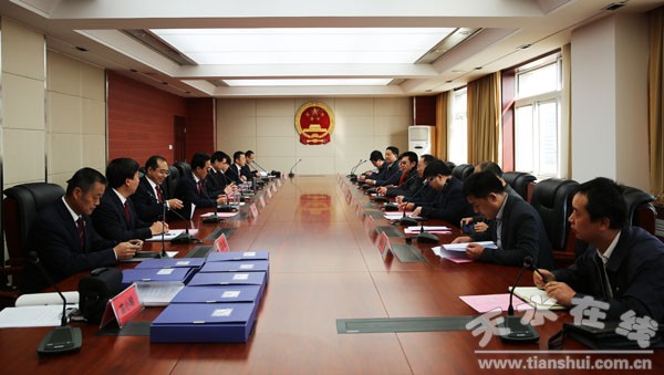 在市中级人民法院督察调研全面深化改革工作.JPG
