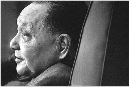 邓小平访美纪录电影将上映 遇刺情节首公开