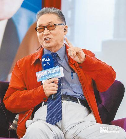 李敖称蔡英文是投机分子 直言“台独”是假的