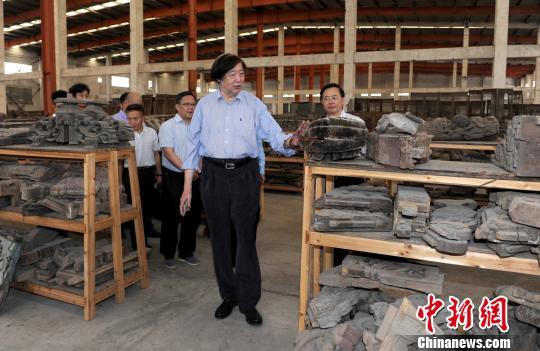中国10年消失90万个古村落冯骥才吁立法保护