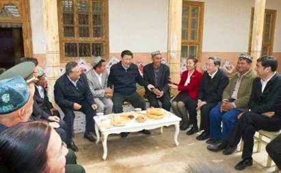 2014��4��27�գ�ϰ��ƽ�����½����п���͵��С����߽�ά�������񰢲�������ľ�����μң��쿴����ҡ�ͥԺ����������Ȧ����԰��ũ���ߡ����˼����ذ����ַ�����ǰ˵�����Ļ������߶��˵���ꡣ�����˵��������ҪΧ�ƺ����⡢���������ƶ������������ǣ�������֤����������û���������ġ��������á���