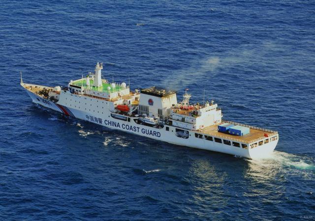 中国3艘海警船和海洋调查船同时进入钓鱼岛海域