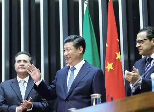 习近平的互联网“情结”:要发展,更要保安全