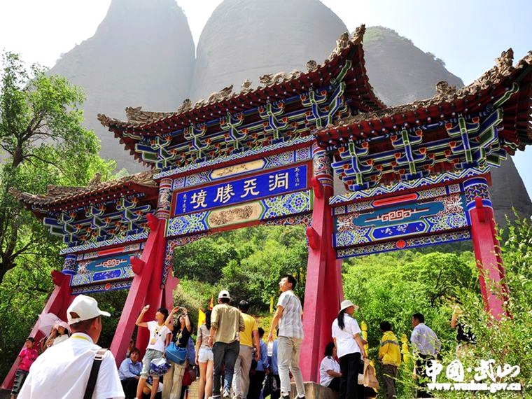 武山县全力打造精品景区促进文化旅游融合发展(图)