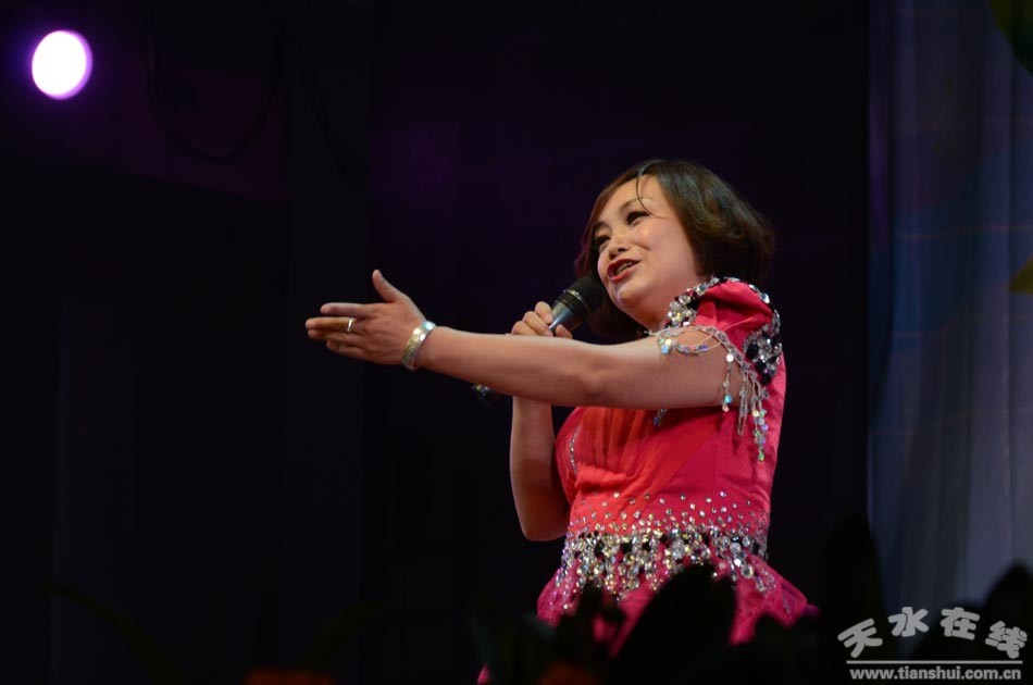 逸夫中学2015庆祝教师节音乐教师演唱会隆重