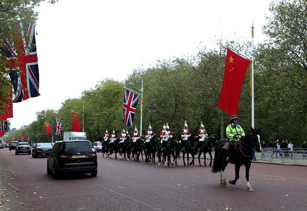 中英走近令美欧不安 英无法说服中国远离俄罗斯