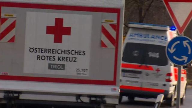 �¹��ϲ�����һ�����ײ�¹� ����2������