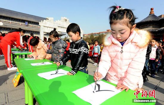 ж䡢졢лʦСһĻϴܵͳĻ