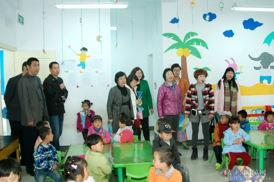 香港大学专家团回访社棠中心学校行动改进计划
