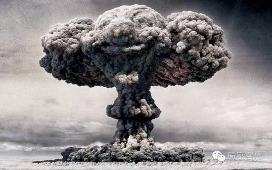 张召忠:奥巴马应问安倍原子弹为何全扔给日本