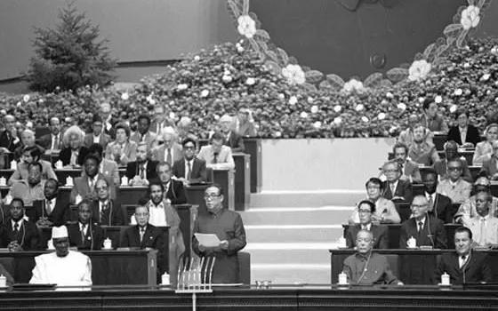 时隔36年再开党代会,金正恩在下一盘什么棋?
