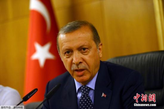 ����ʱ��7��15�գ��������׶������������������䡣�������������ϲ��ȼٵ���������ͳ�ϻ���˹̹���������ݽ����Ʒ��������߽��������ش��ۡ�  