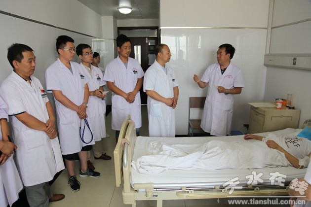甘肃省肿瘤医院专家团在天水二院开展巡诊和交