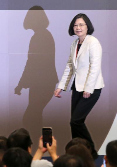 台湾旅游业破产示威在即 当局欲派团赴大陆拉游客