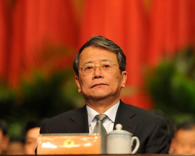 山西省政协原副主席令政策受贿案一审 当庭认罪