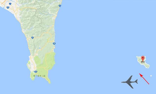 大陆网友晒出轰-6K与台湾兰屿疑似合影 台“国防部”回应