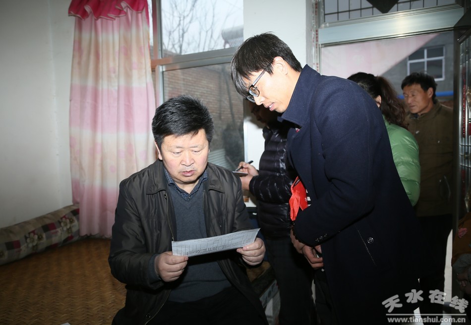 甘肃贫困人口_甘肃省统计局到成县开展贫困人口退出验收人均纯收入省级抽查(3)