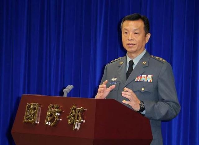 辽宁舰航母编队远海训练:沿台湾东部海域南下 已进入南海