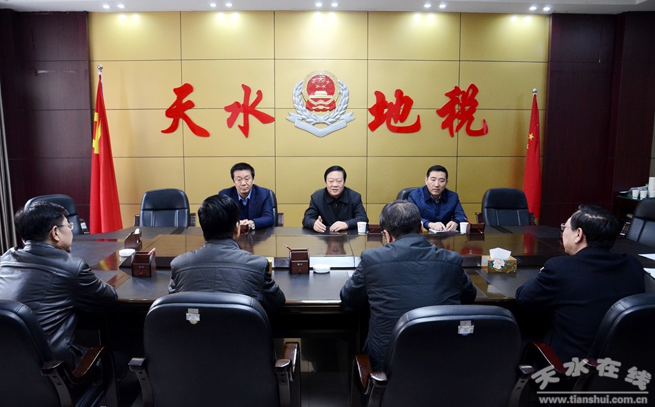杨维俊市长走访慰问财税系统干部职工(组图)