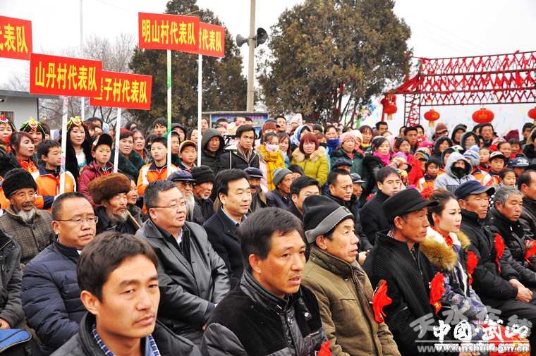 武山县"三下乡"文艺演出在山丹镇明山村举行(图)