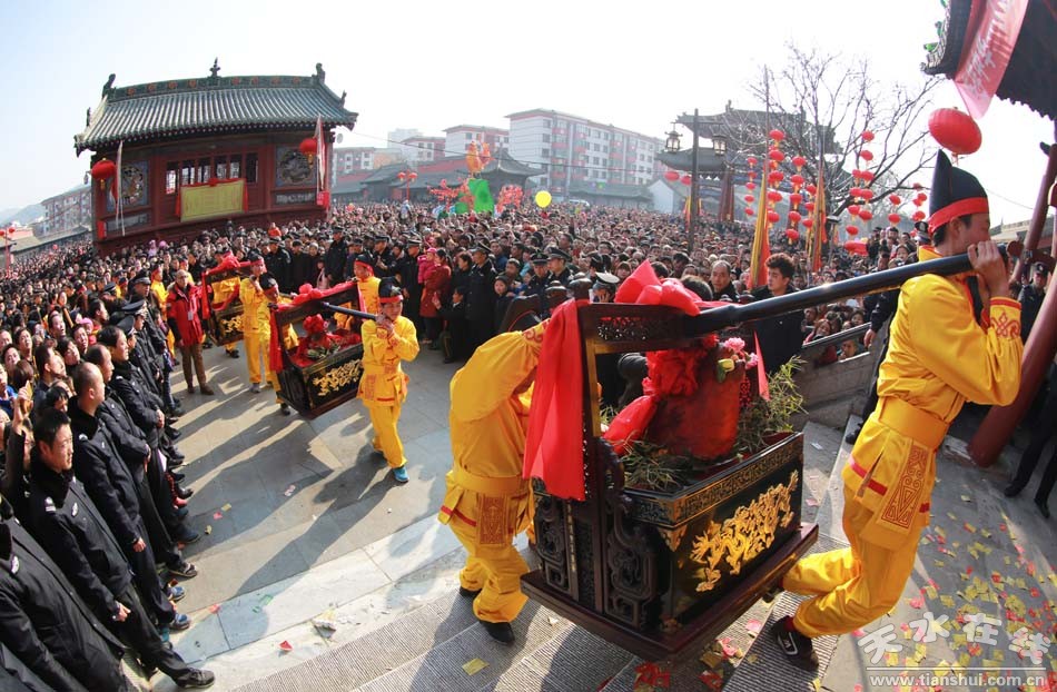 天水伏羲庙举行丁酉年春祭伏羲之迎献饭仪式(