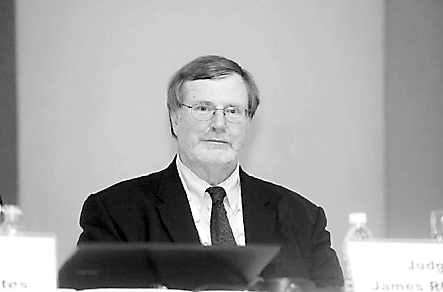 美国“怼总统”法官被奉为英雄,热衷公益常为弱势群体维权