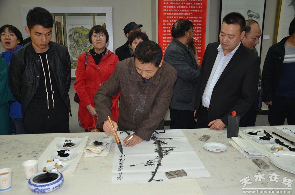 "庆祝十九大 丹青颂华章"天水市中国画作品展开展(图)