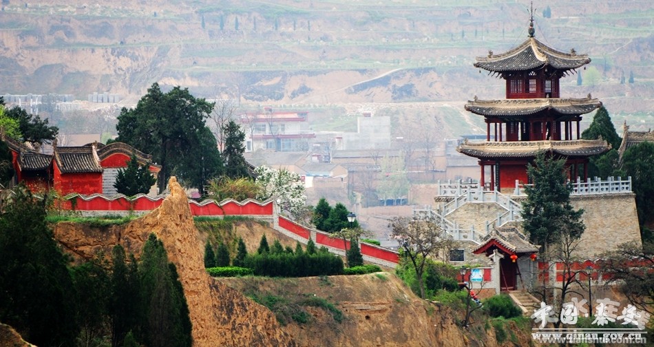 李白天然雕像惊现秦安凤山景区(图)