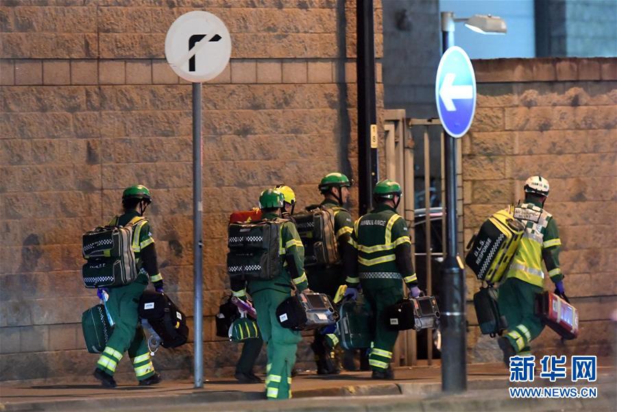 (外代一线)(5)英国一体育馆发生爆炸造成至少19人死亡