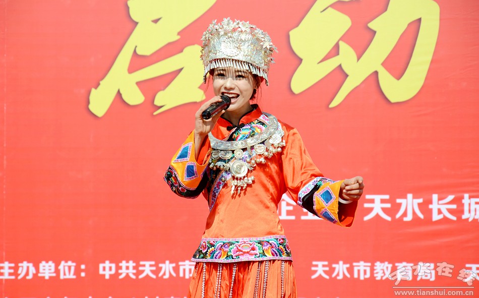 纳西篝火啊哩哩简谱_纳西篝火阿里里正谱