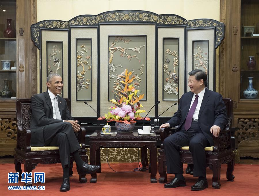 (时政)习近平会见美国前总统奥巴马