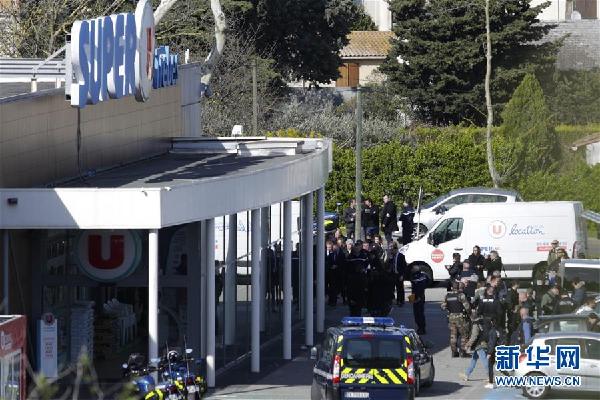 (国际)(1)法国南部发生人质劫持事件 至少2人遇难