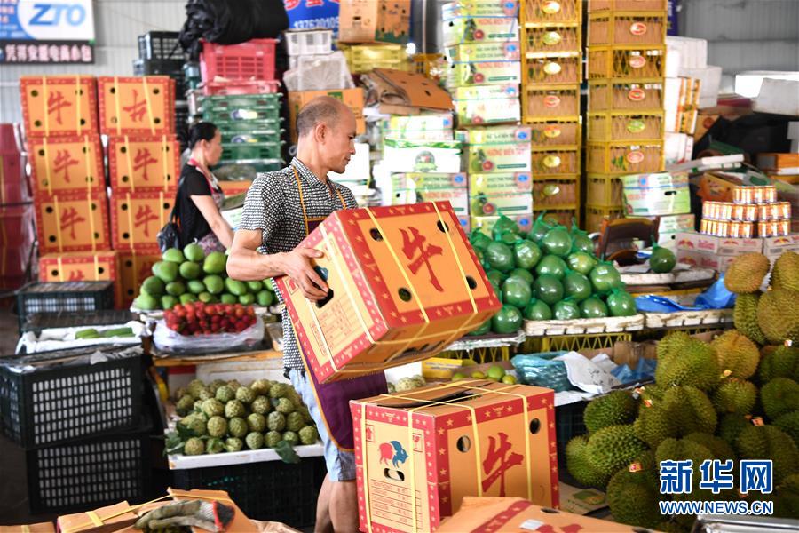 ���»�ȫýͷ����ͼ�Ļ�������5���˹����𴺳�������ϰ��ƽͬ־Ϊ���ĵĵ�������Ĺ�����չ��ʵ