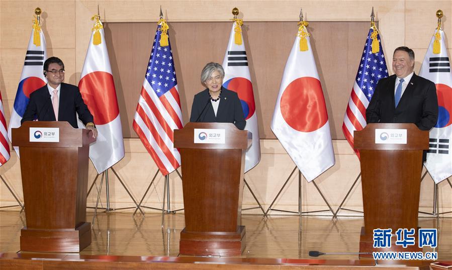 (国际)韩外长称韩美军演将由两国军事部门商定