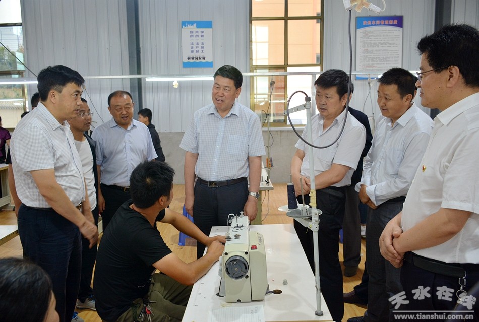 王军市长在甘谷县调研督查防汛减灾和脱贫攻坚工作(图