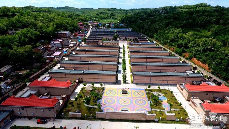 平南县各镇镇人口_广西平南县同和镇的图(3)
