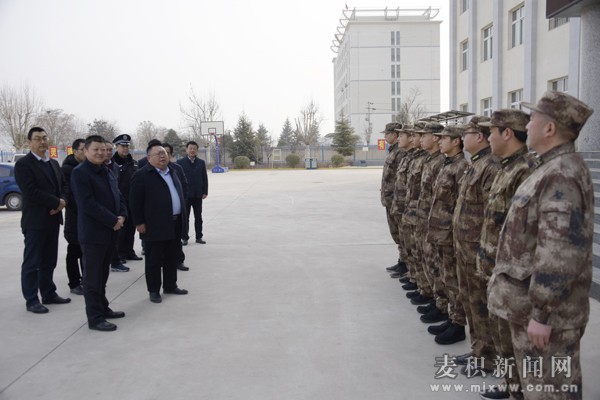 赵继文带队慰问驻区部队及重大项目建设单位(