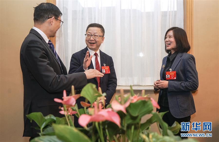 (两会·图文互动)(4)“这样的绿道太赞了!”——代表委员热议东湖绿道建设