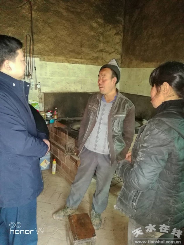 天水市疾控中心赴武山县滩歌镇郭地村再次入户对接帮扶工作(图)