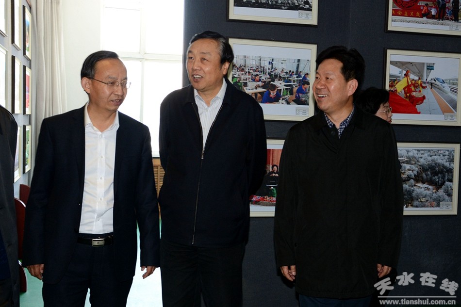 全省政协系统书画摄影展天水市政协专场开展(图)