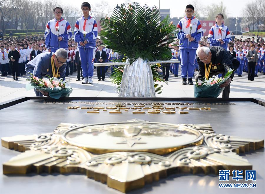 (新华全媒头条·图文互动)(8)祭奠,为了更好地前行