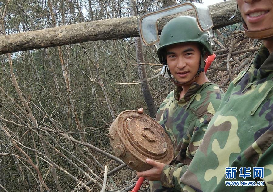 (时代先锋·图文互动)(2)新时代最可爱的人——记陆军某扫雷排爆大队英雄战士杜富国