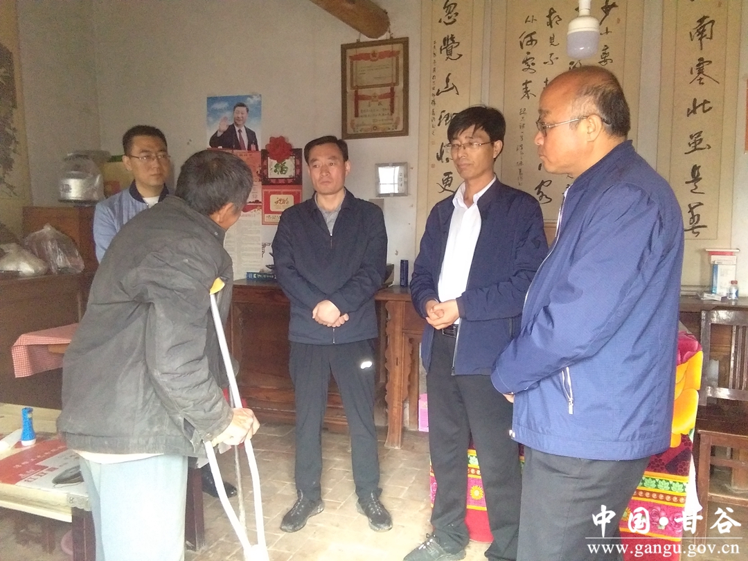 杜兴调研农业农村和人居环境整治工作(图)