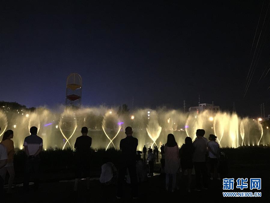 (新华视点·图文互动)(3)网曝“贫困县近4000万元建水幕电影”事件疑点追踪