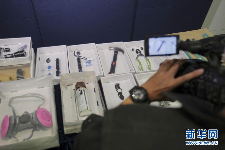 (图文互动)(1)香港警方再拘捕149名激进示威者