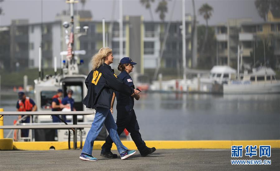（国际）（5）美国加州南部游船失火 34人失踪