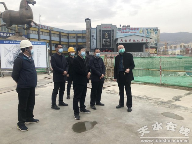 书记,总经理李宏革带领公司领导班子成员集中两天时间对2020年公司在