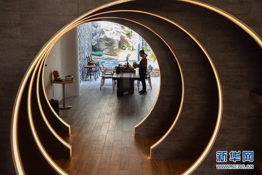 (新华全媒头条·走向我们的小康生活·图文互动)(9)解锁幸福的密码——“先行者”苏州探路小康纪事