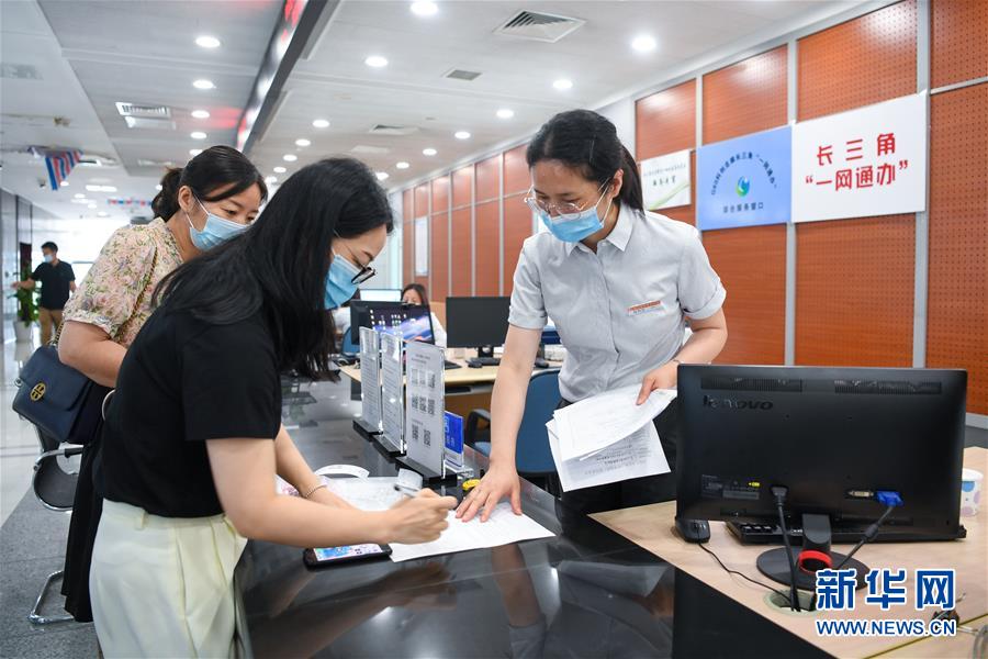 (新华全媒头条·走向我们的小康生活·图文互动)(14)解锁幸福的密码——“先行者”苏州探路小康纪事