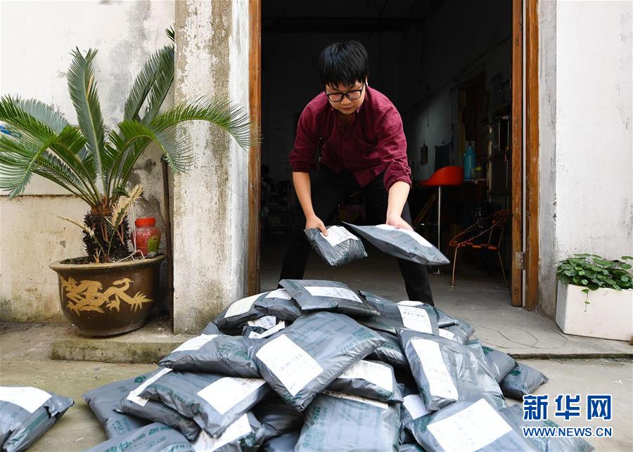 (新华全媒头条·走向我们的小康生活·图文互动)(15)解锁幸福的密码——“先行者”苏州探路小康纪事